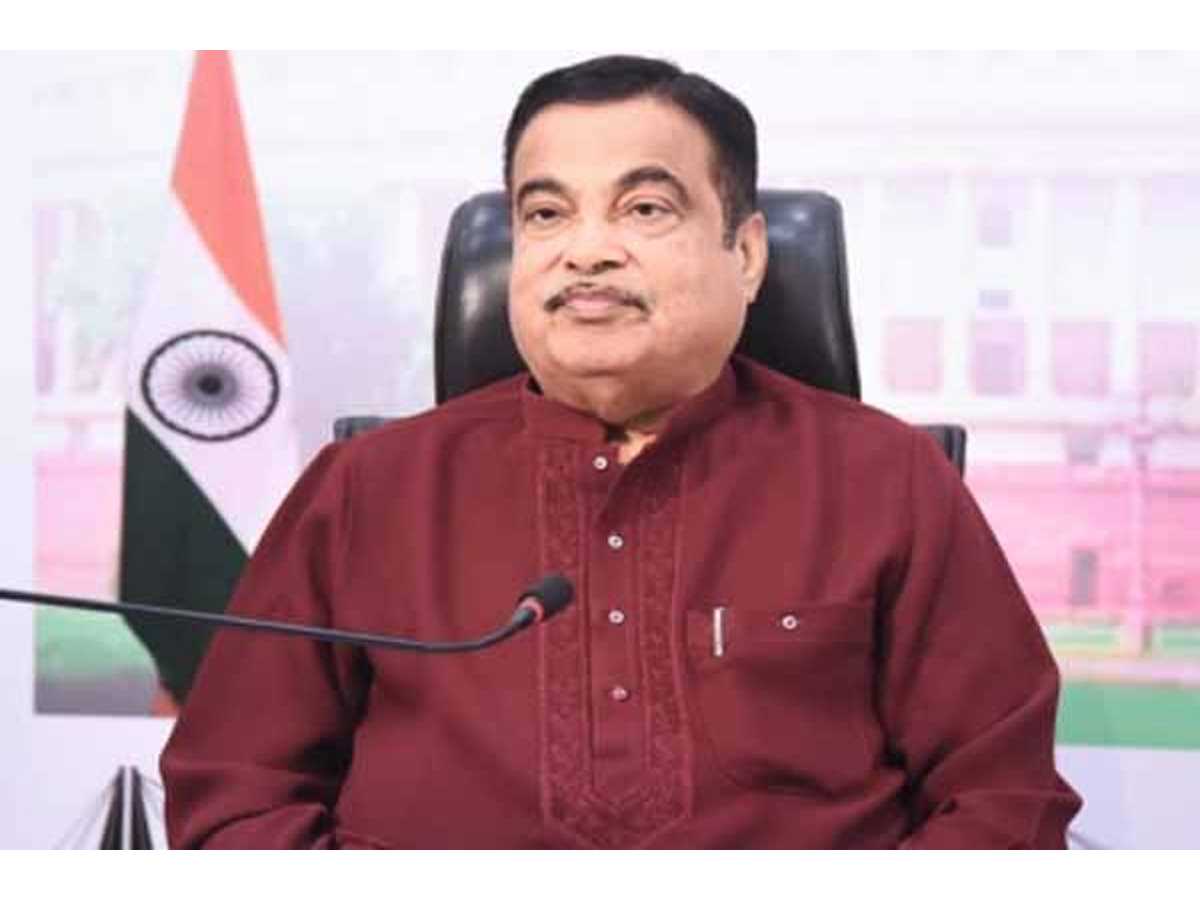 केंद्रीय मंत्री नितिन गडकरी ने अर्बन एक्सटेंशन रोड-2 का किया निरीक्षण केंद्रीय मंत्री नितिन गडकरी ने अर्बन एक्सटेंशन रोड-2 का किया निरीक्षण